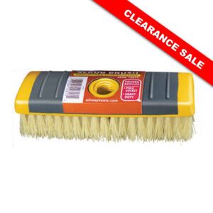 HEAVY DUTY SCRUB BRUSH W/POLE SOCKET